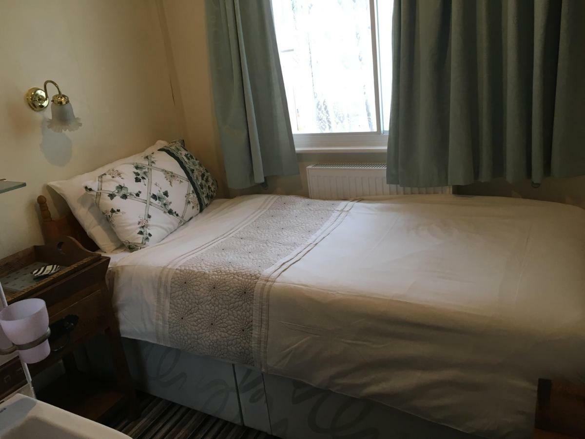 Four Seasons Guest House Canterbury Zewnętrze zdjęcie